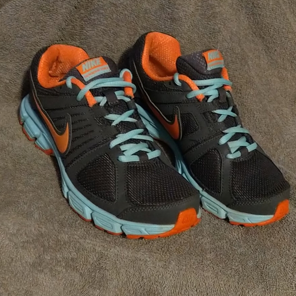 Nike Shoes - Nike shoes